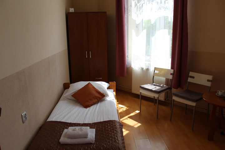 Room 31 of 42