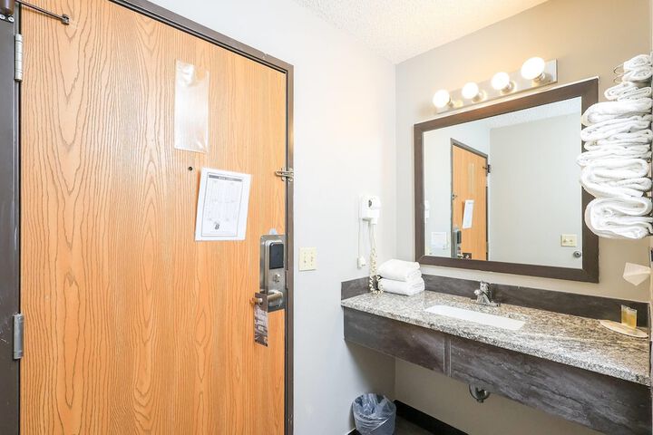 Room 20 of 29