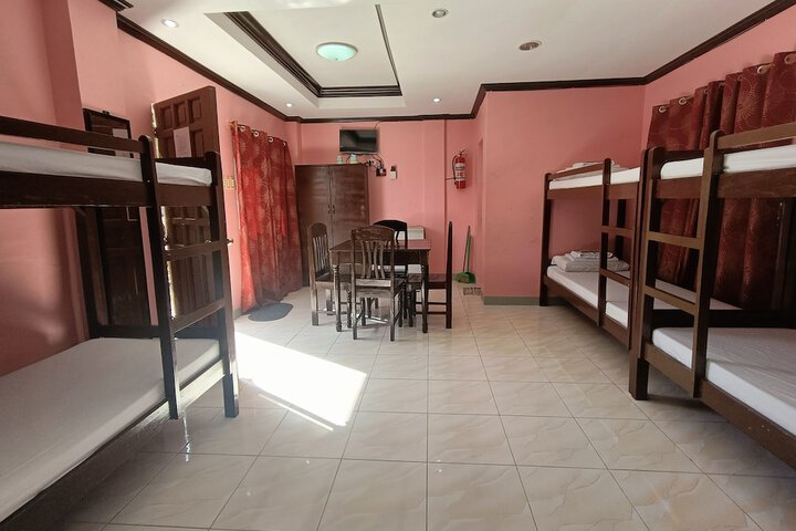 Room 15 of 37