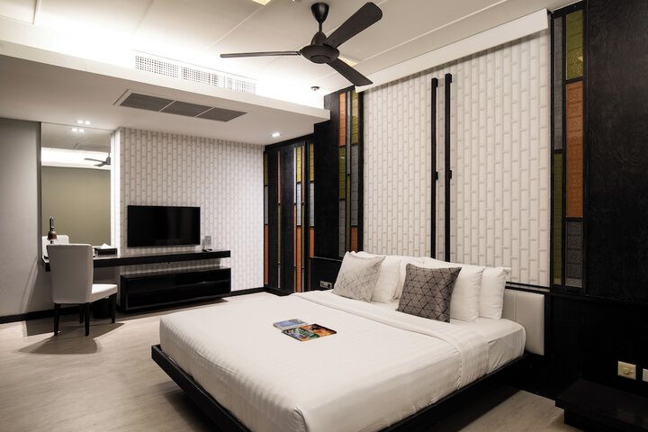 Room 29 of 93