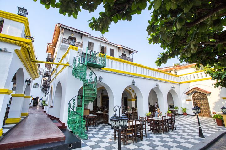Hotel 142 of 163