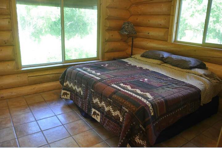 Room 2 of 44