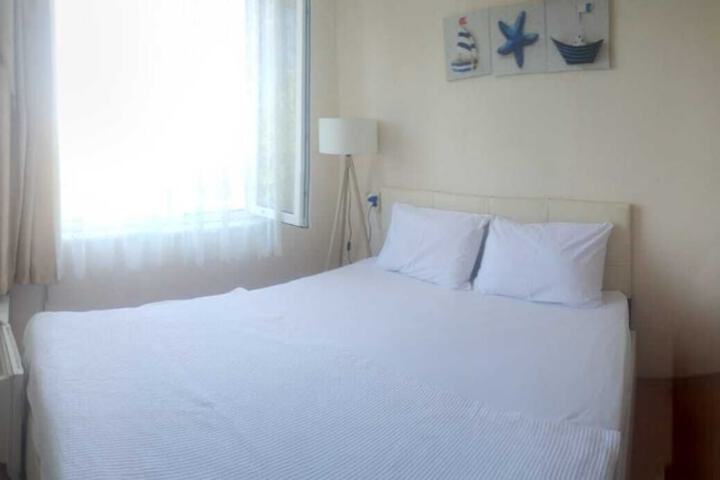 Room 3 of 81