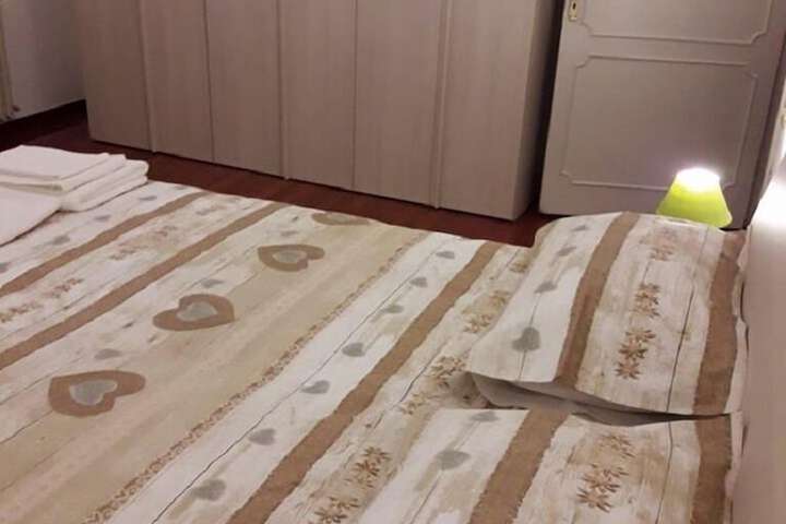 Room 19 of 39
