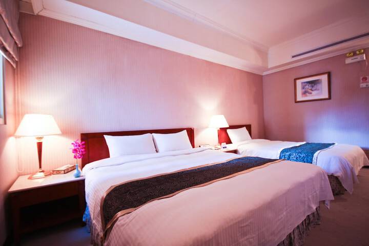 Room 4 of 45