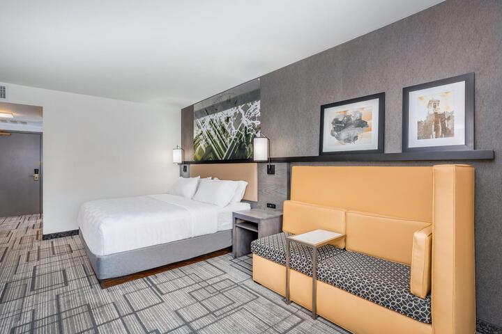 Standard Double Bed (3 of 5)