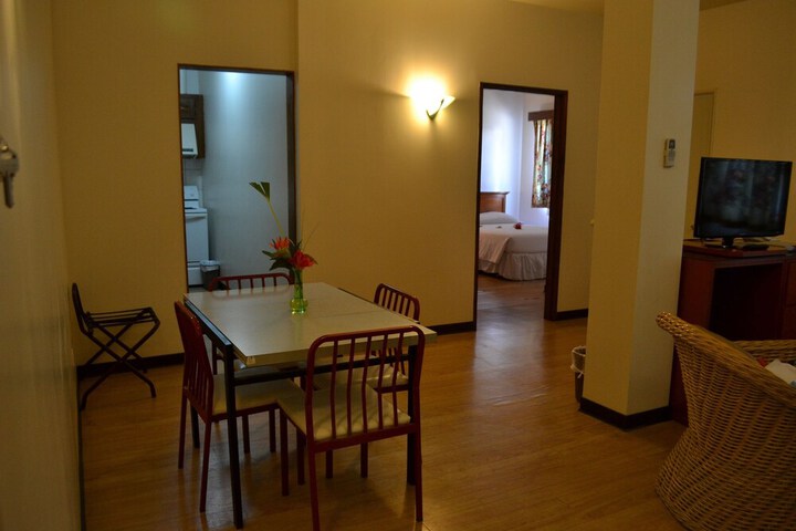 Room 17 of 44