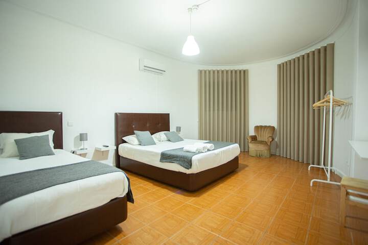 Room 14 of 97