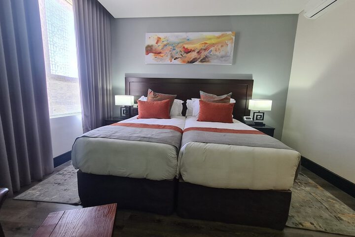 Room 10 of 67