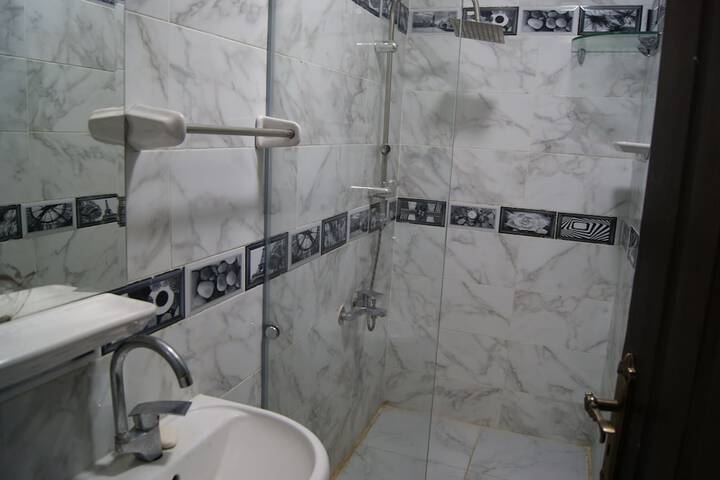 Room 62 of 114