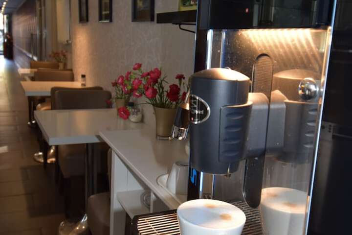 Breakfast/Coffee Service 29 of 38