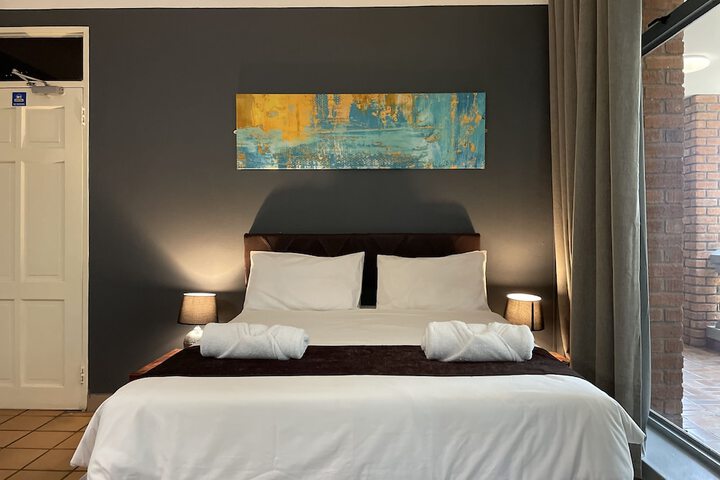 Room 16 of 42