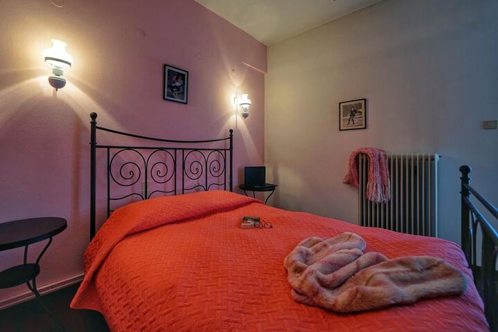 Room 38 of 70