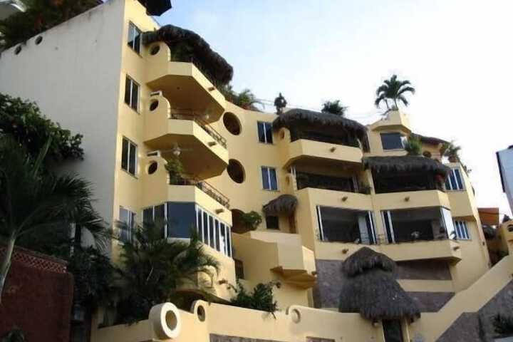 Hotel 64 of 71