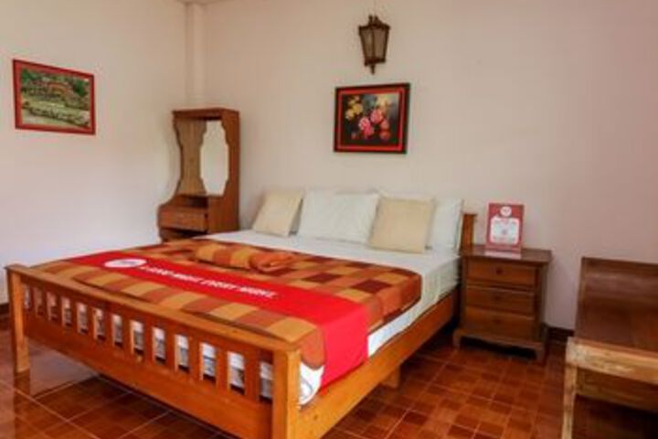 Room 44 of 65