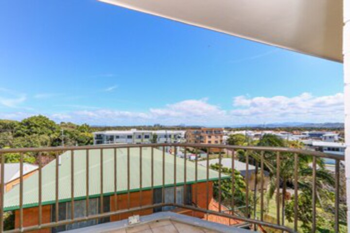 Terrace/Patio 5 of 27