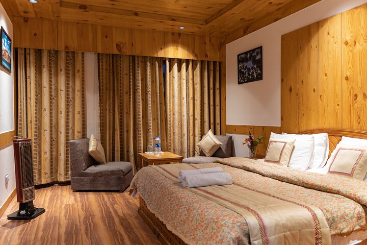 Room 20 of 38