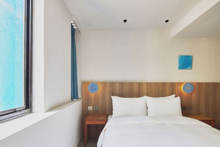 Room 36 of 95