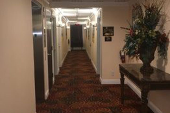 Ballroom/Hall 35 of 66