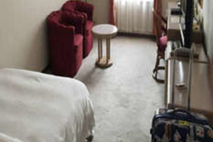 Room 21 of 54