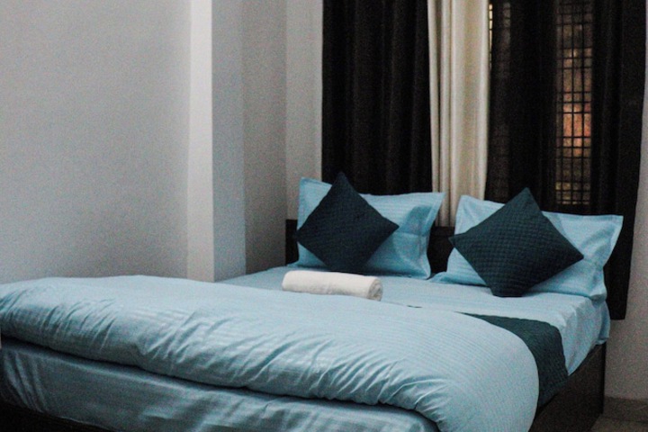 Room 5 of 49
