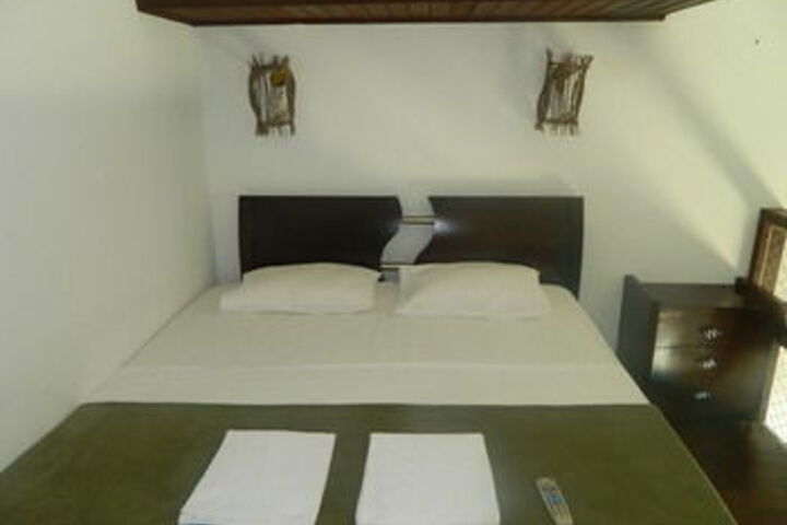 Room 40 of 90