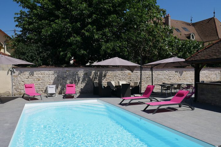 Pool 42 of 62