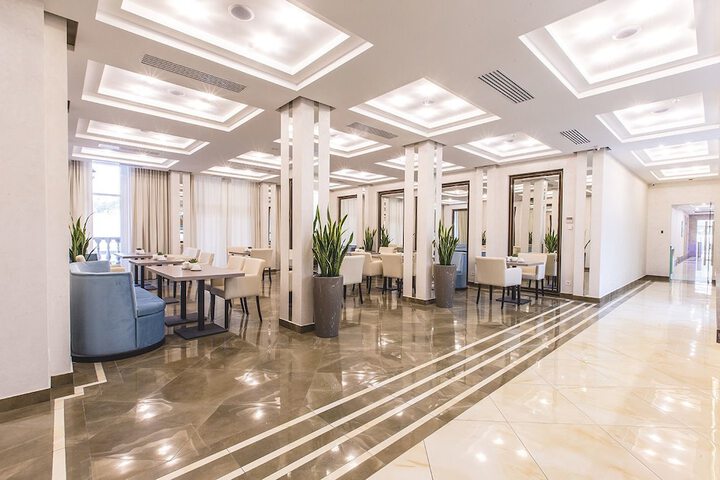 Business Center 96 of 111