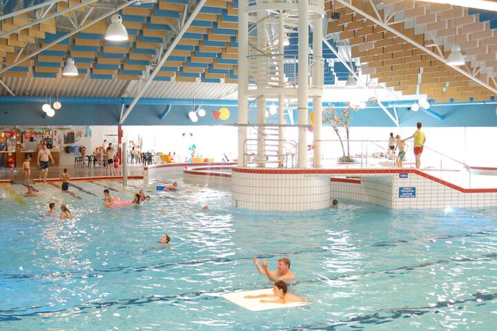 Pool 6 of 44
