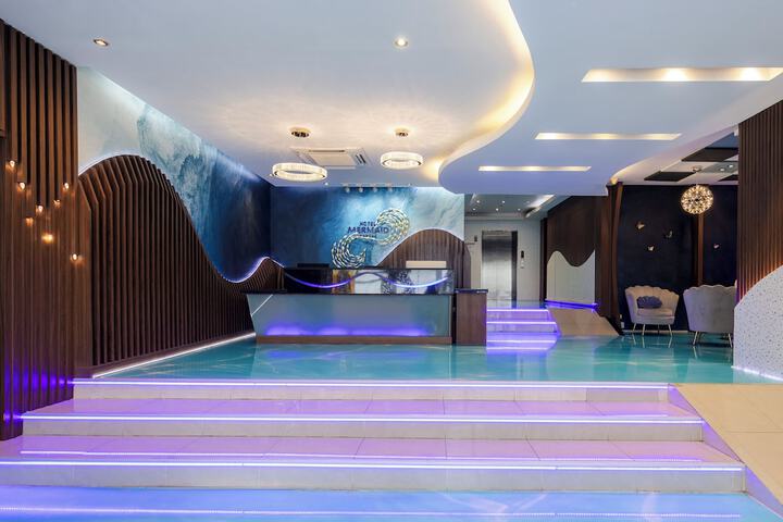 Hotel Lobby