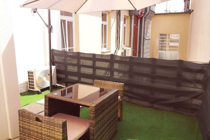 Terrace/Patio 87 of 133