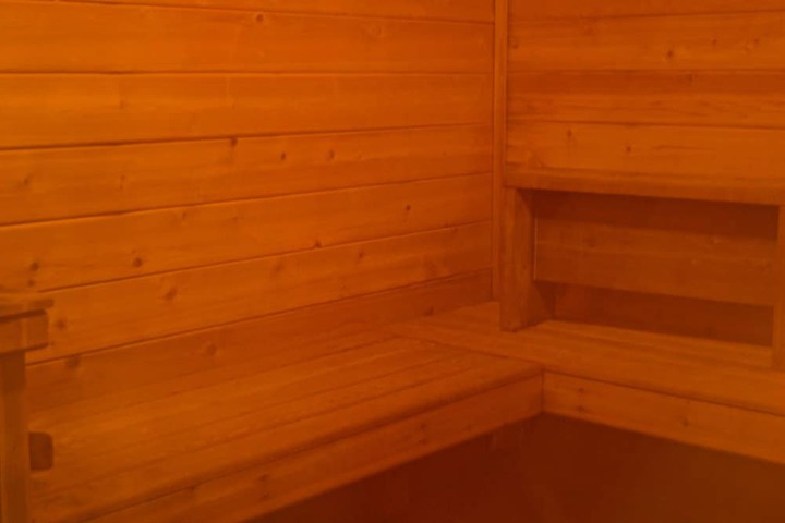 Room 9 of 26