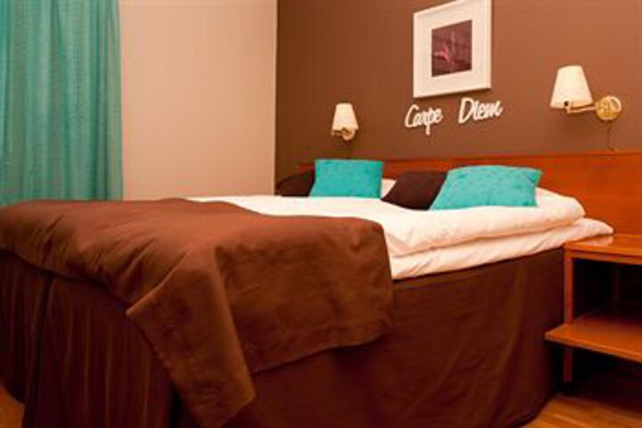 Room 43 of 82