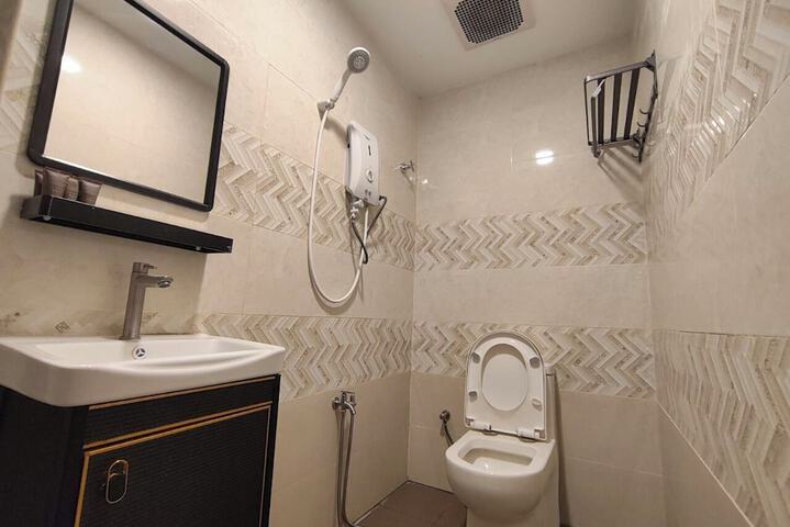 Room 45 of 60