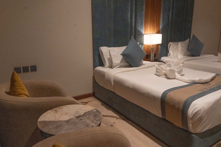Room 50 of 96