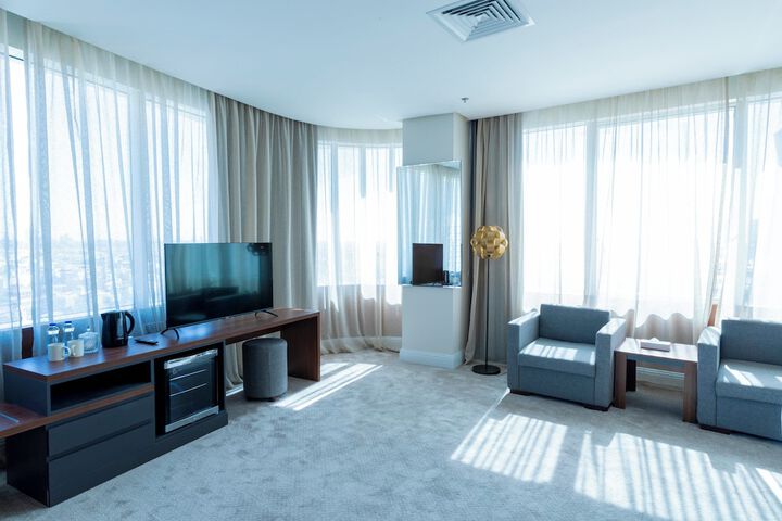 Room 18 of 23