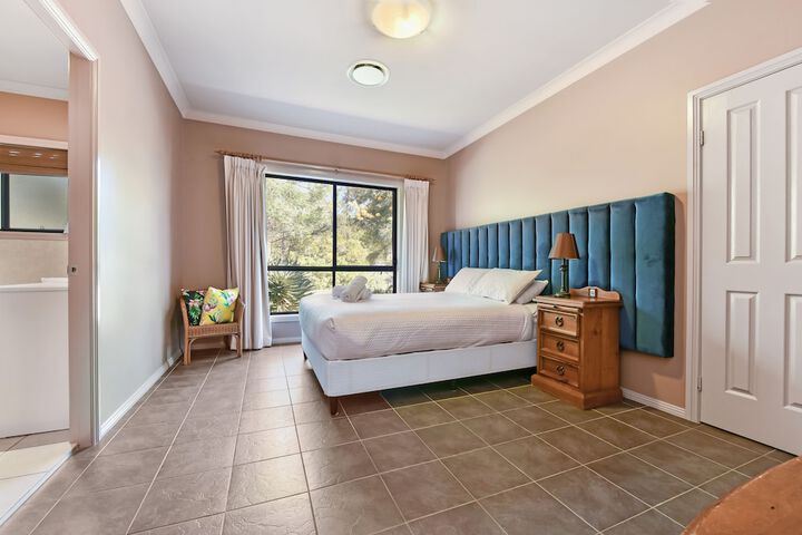 Room 8 of 26