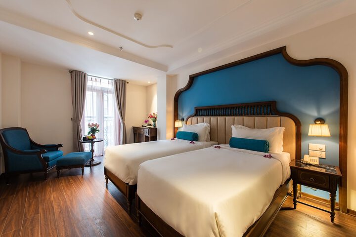 Room 6 of 85