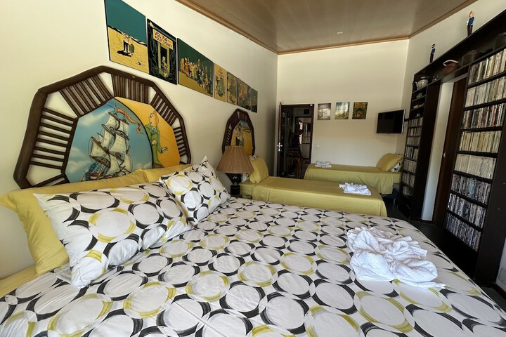 Room 51 of 180