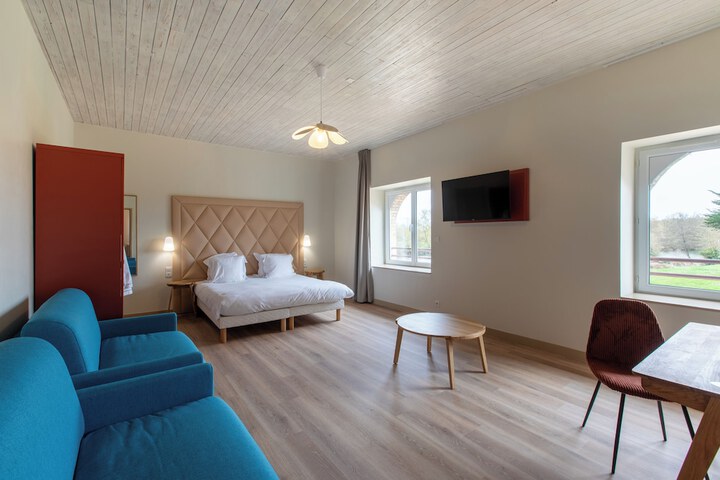 Room 26 of 70