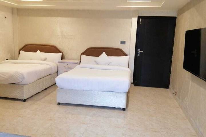 Room 29 of 57