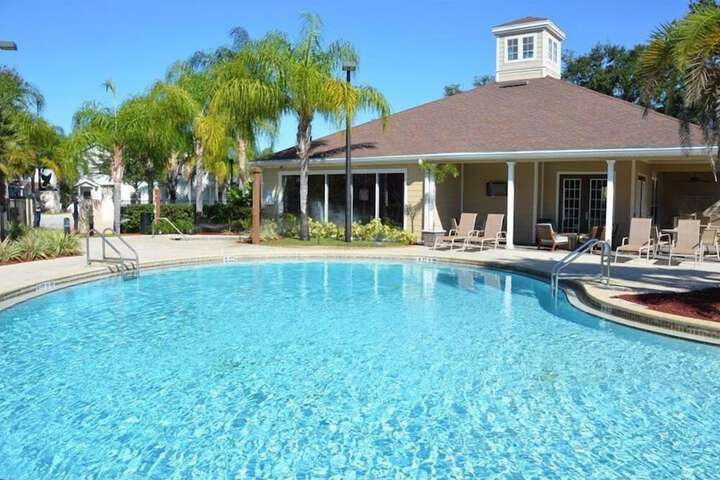 Pool 20 of 28