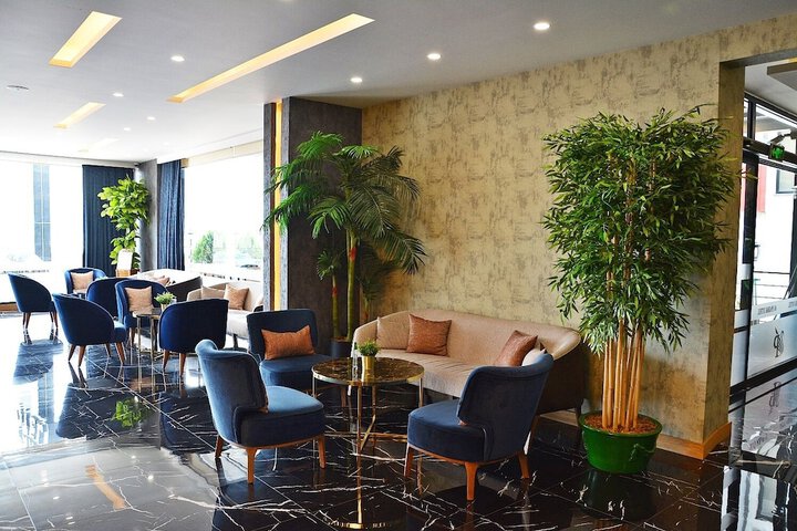 Hotel Interior 7 of 40