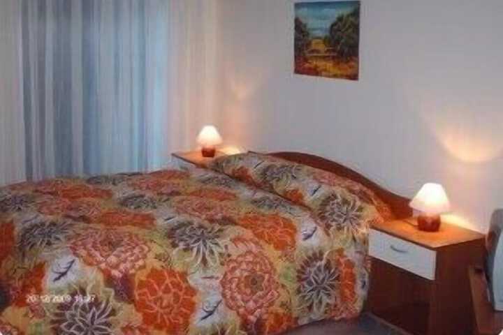 Room 8 of 57