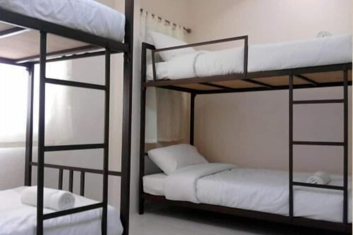 Room 10 of 45