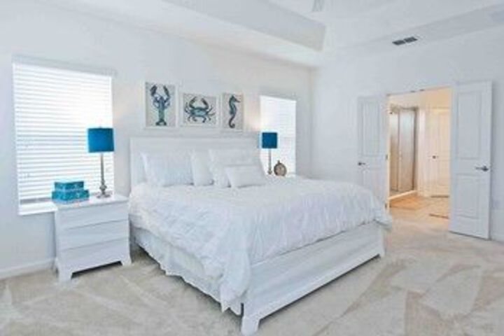 Room 15 of 25