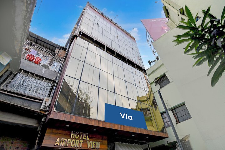 FabHotel Airport View - Nr. Kolkata Airport