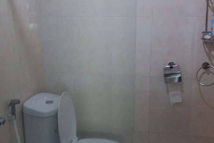 Room 18 of 22