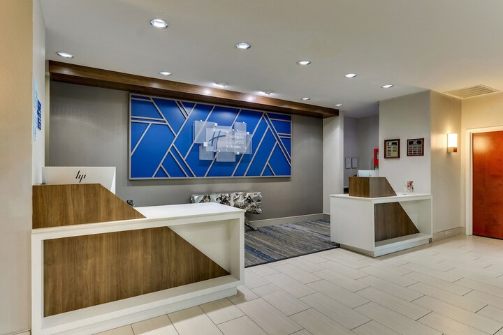 Hotel 57 of 61