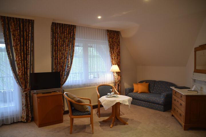 Room 21 of 87